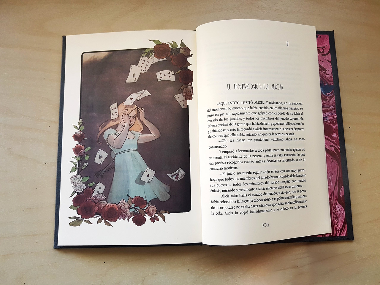 Ejemplo de parte del diseño y maquetación del libro Alicia en el País de las Maravillas